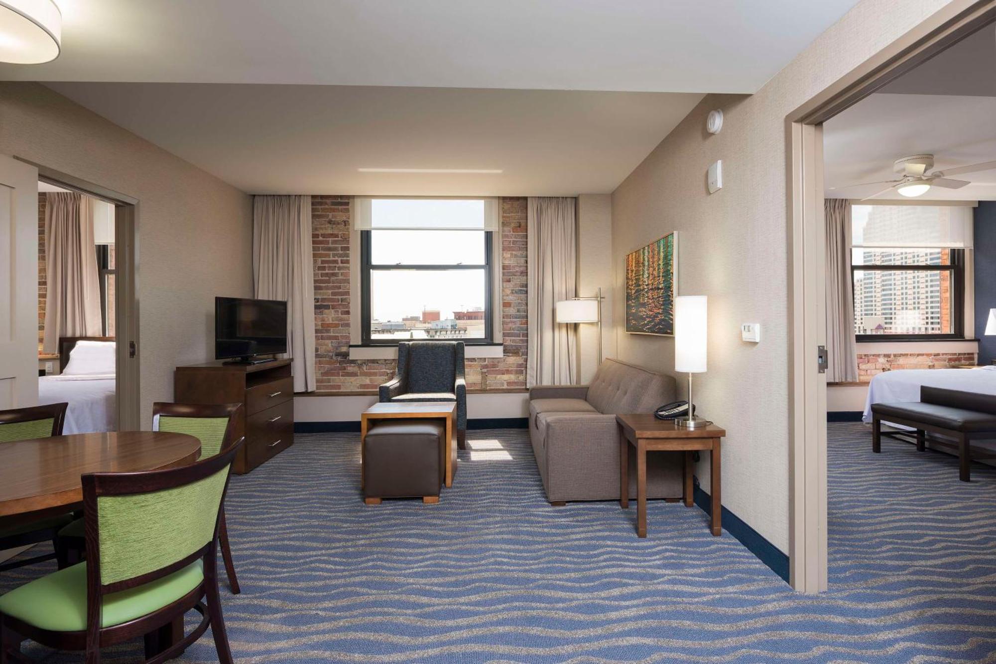 Homewood Suites By Hilton Grand Rapids Downtown Exterior foto